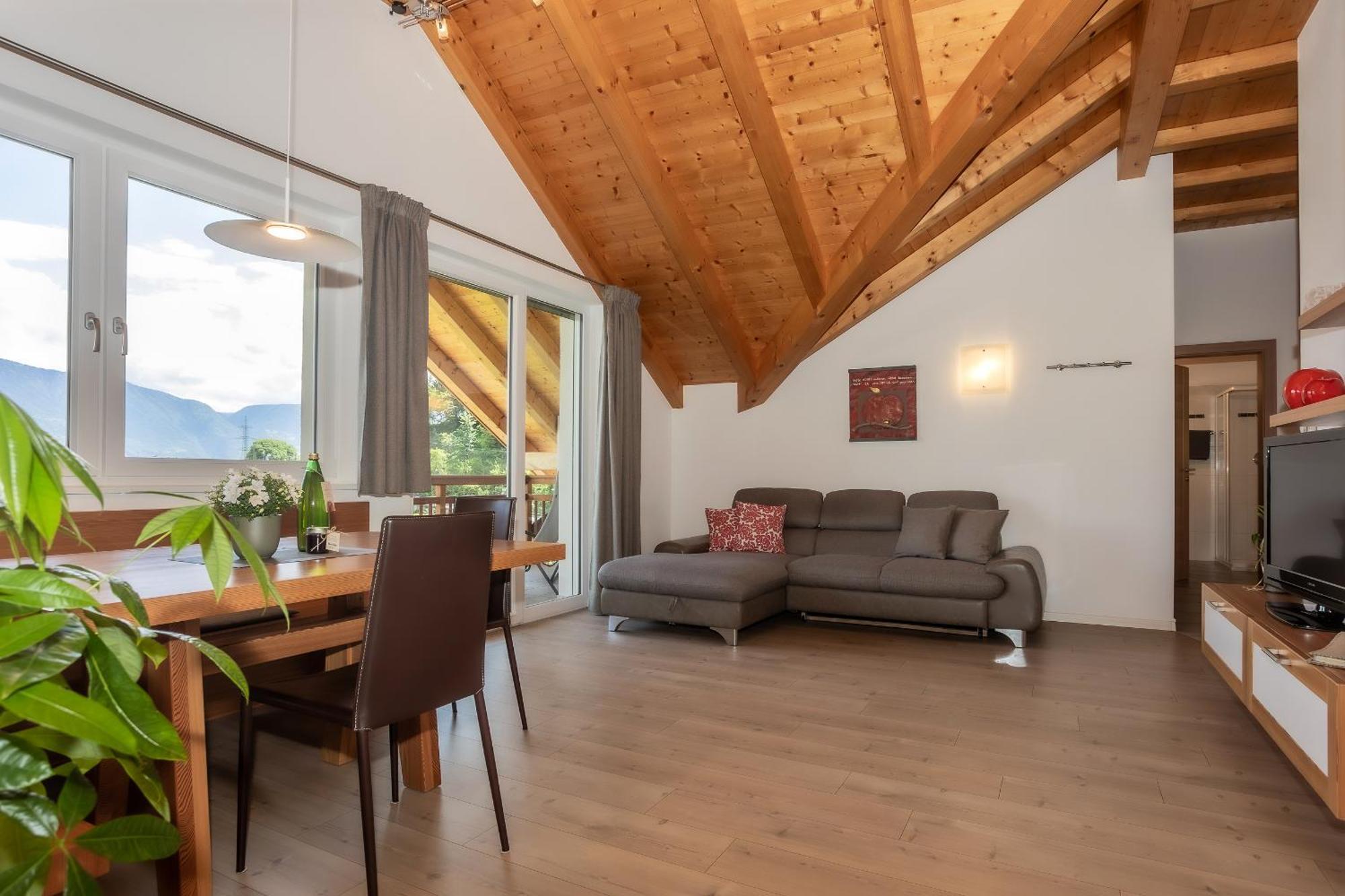 Egarter Apartment Апиано сула Страда дел Вино Екстериор снимка
