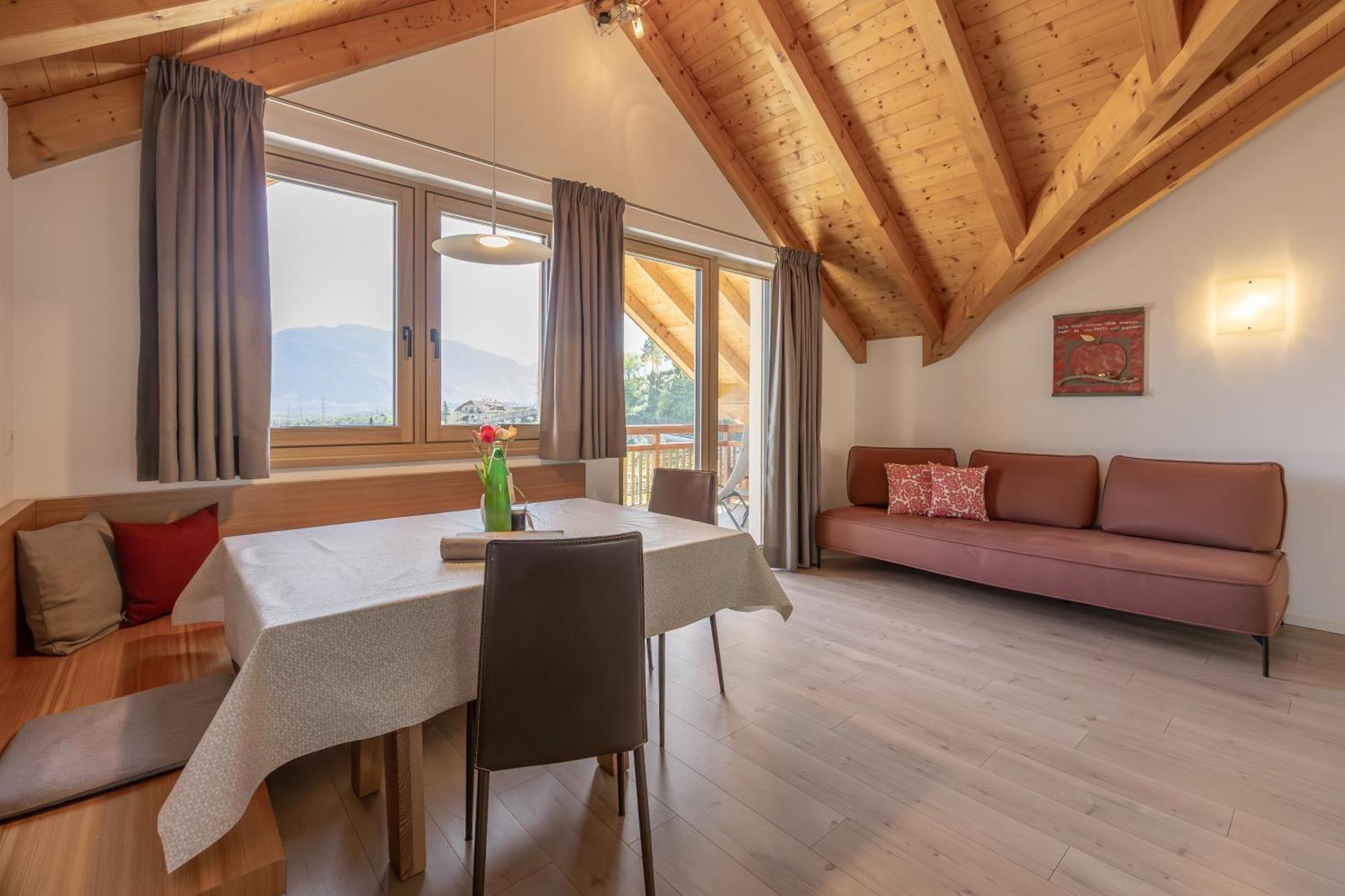 Egarter Apartment Апиано сула Страда дел Вино Екстериор снимка