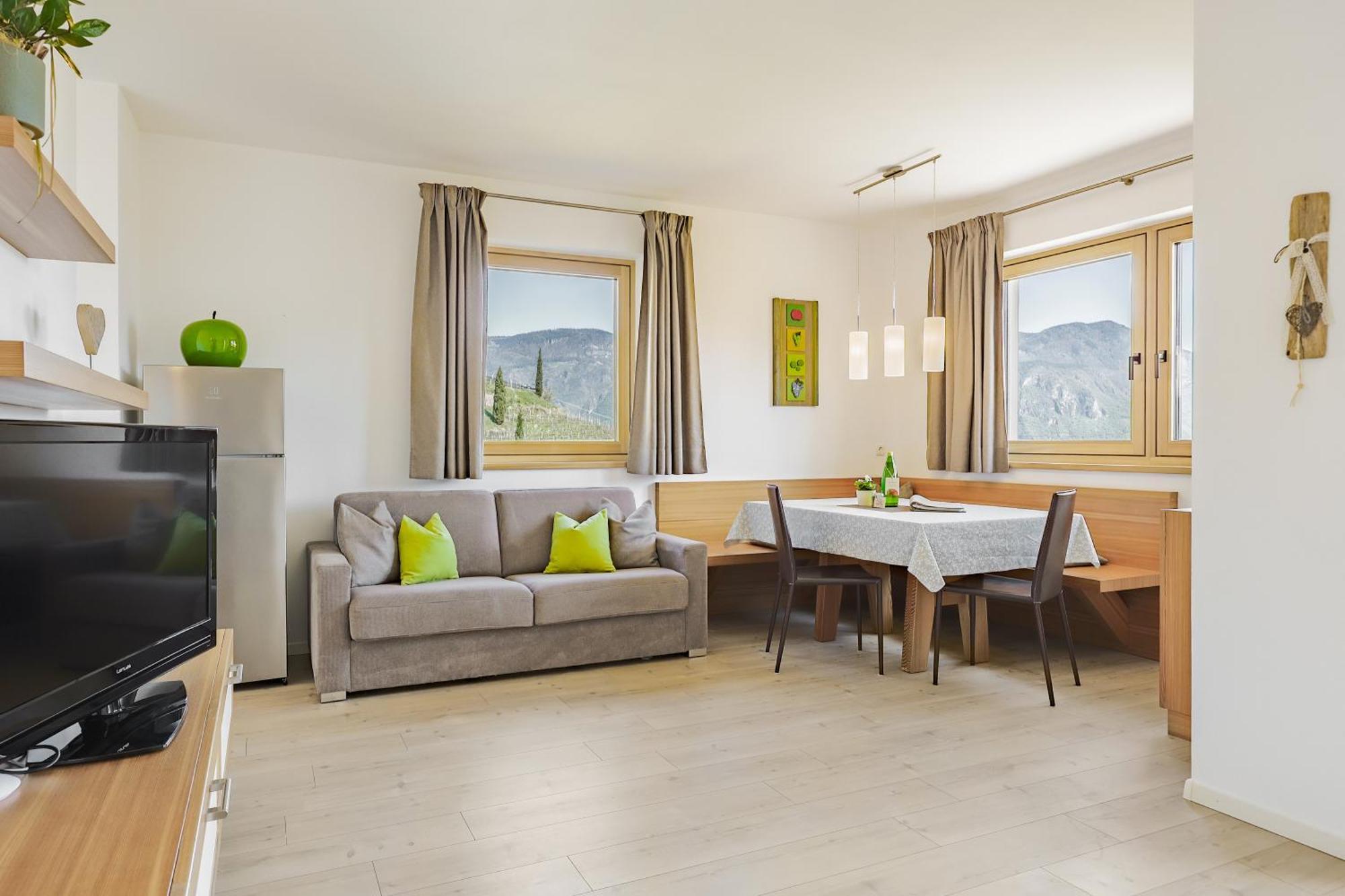 Egarter Apartment Апиано сула Страда дел Вино Екстериор снимка